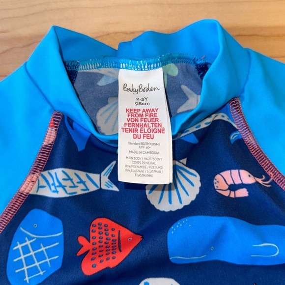 Baby Boden Boys Ocean Sea Life Rash guard 2-3 years Mini Boden Swim Rashguard 🦀 - Picture 4 of 7
